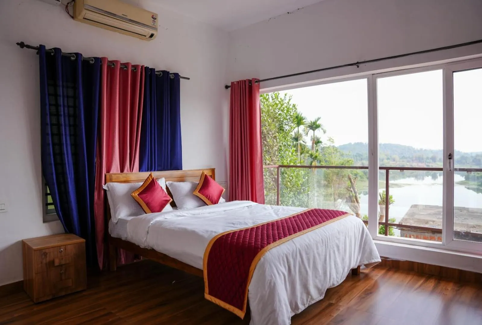 Passion Palace Meppādi